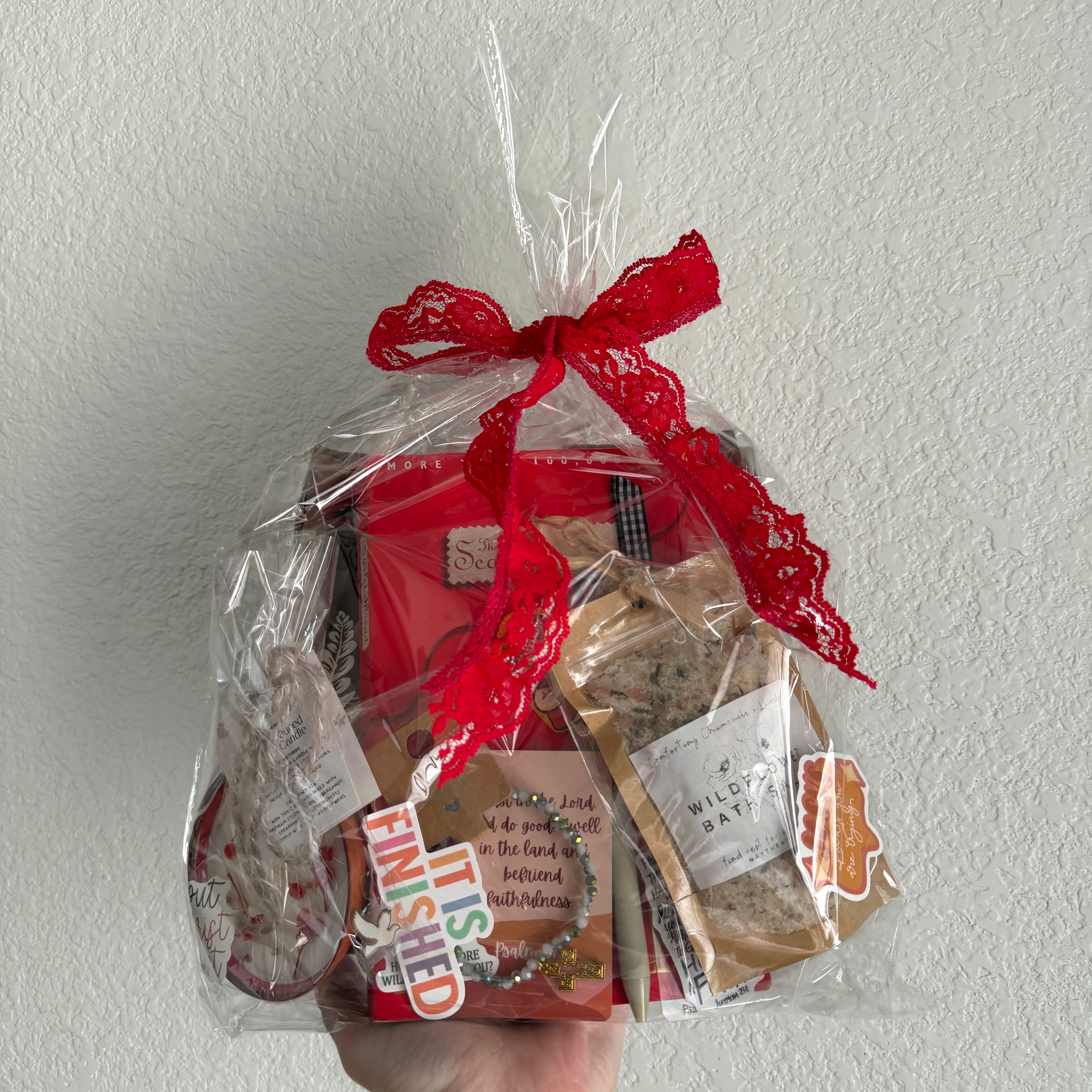 The Scarlet Thread Book Bag Bundle