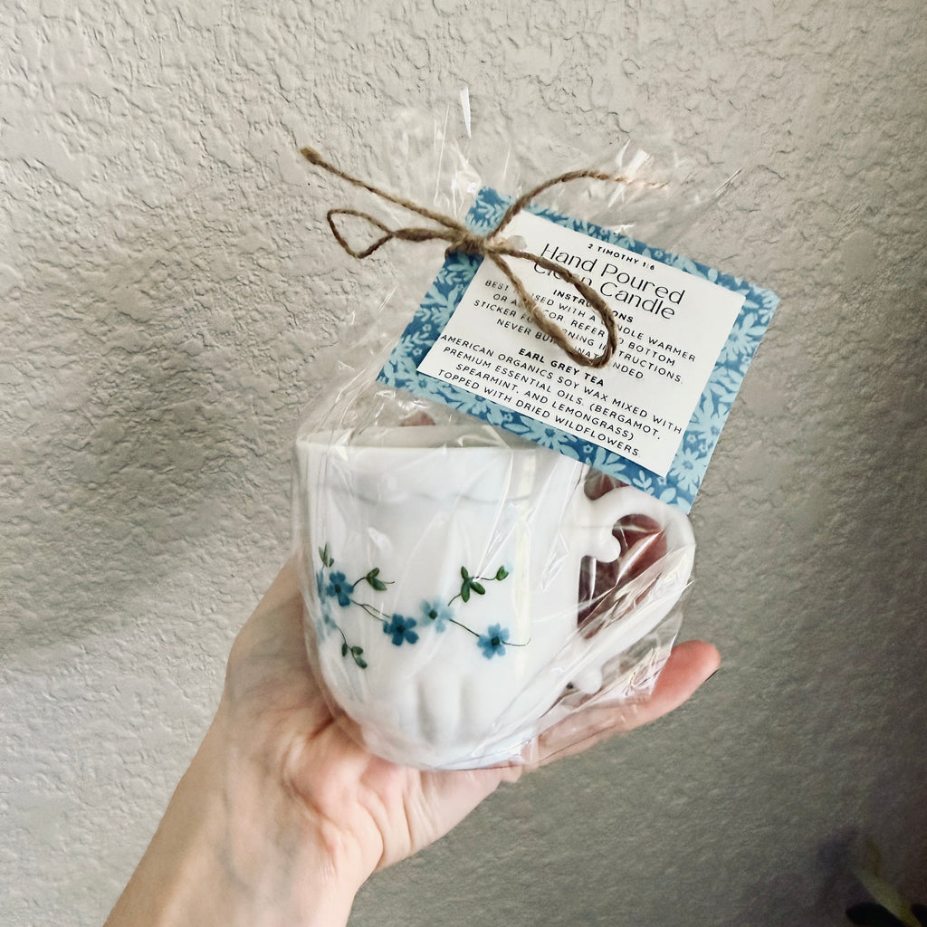 Clean Ingredient Hand Poured Candle in Vintage Blue Flower Tea Cup