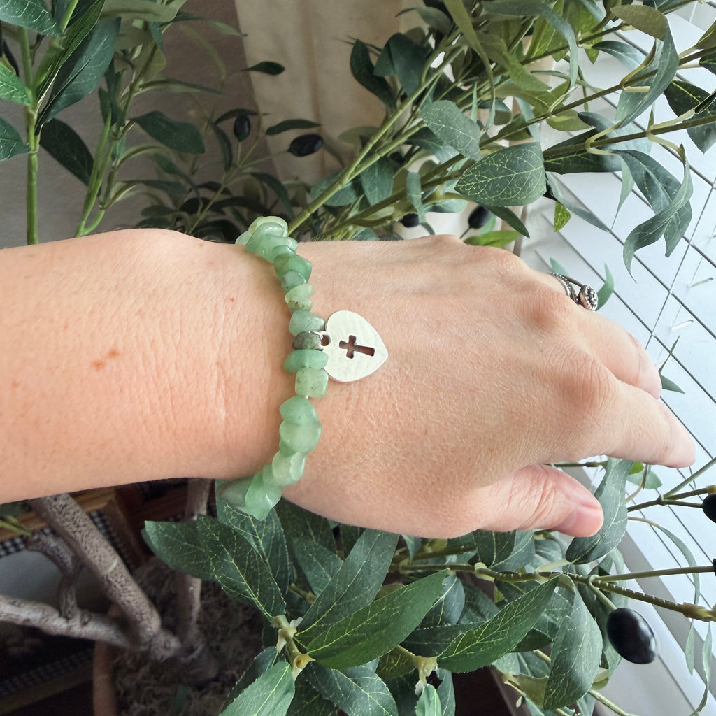 “King of my Heart” Handmade Glass Bead Stretch Bracelet with Heart w/ Cross Charm