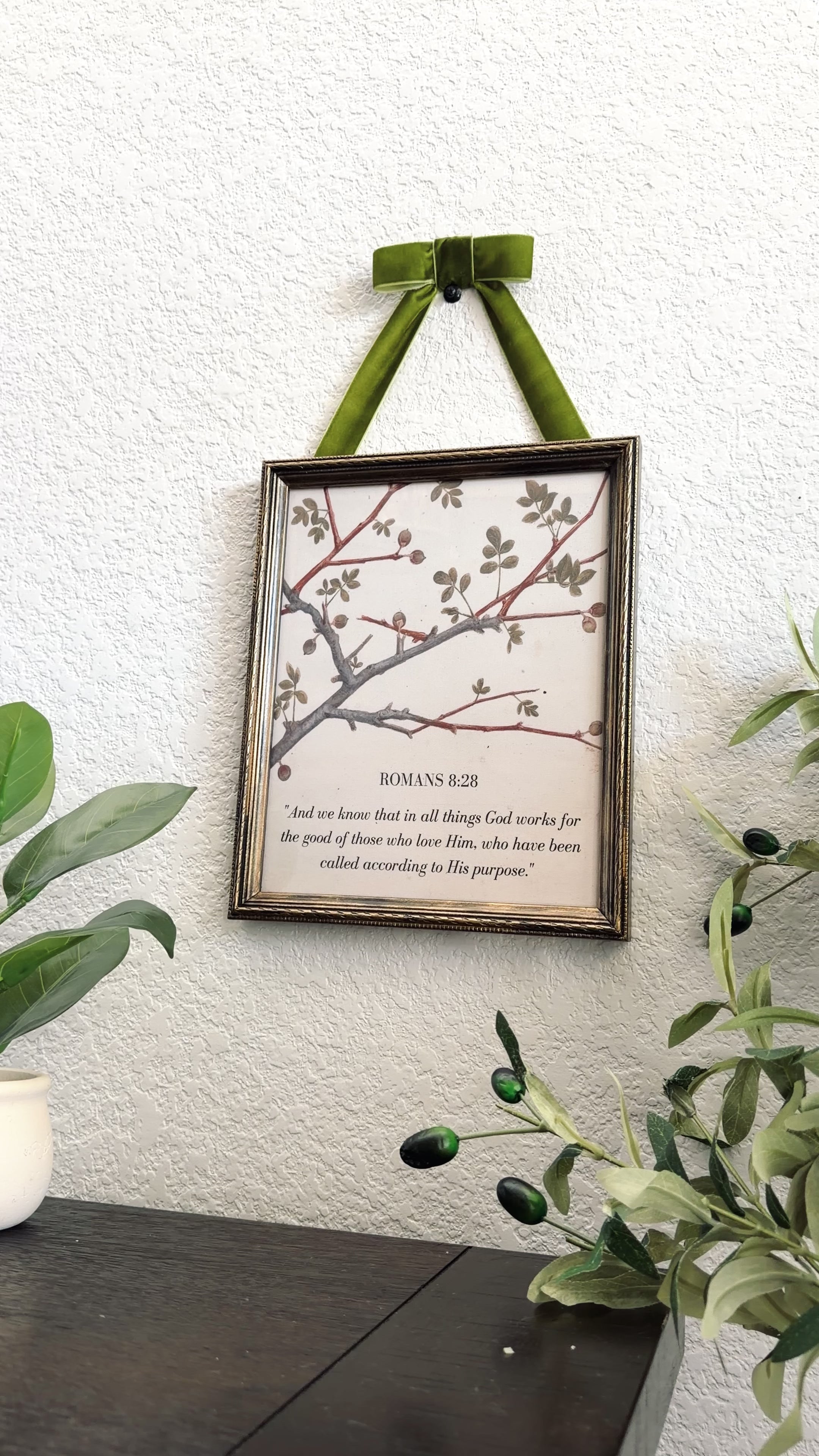 Romans 8:28 “God Works for the Good” Bible Verse in Refinished Vintage Detailed Wood Frame with Velvet Bow Hanger 8x10